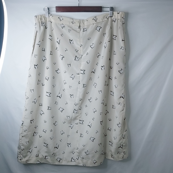 West Bay 22W Cotton Blossom Patterned Skirt in Beige Brown Plus Workwear - Picture 11 of 11